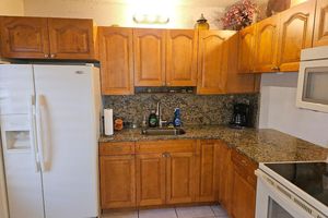 2581 N GARDEN 202 DR 202, LAKE WORTH, FL