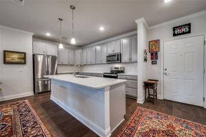 651 N WATTERS RD APT 8402, ALLEN, TX