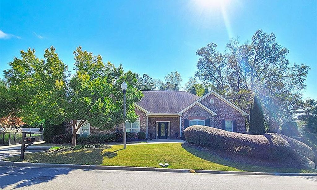 Clubhouse - 3,000 Sq. Ft.