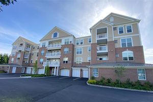 326 REGENCY DR, FISHKILL, NY
