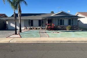 1140 AMBERWOOD DR, HEMET, CA