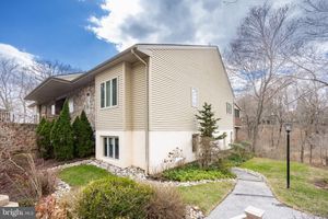 10 HERSHEYS DR # 10, WEST CHESTER, PA