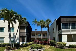 446 BURGUNDY J # 446, DELRAY BEACH, FL