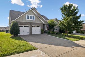 1022 WATERSTONE DR, LEBANON, TN