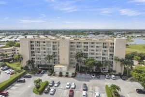 7240 HUNTINGTON LN APT 105, DELRAY BEACH, FL