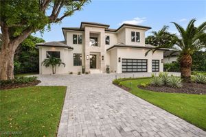 3190 CRAYTON RD, NAPLES, FL