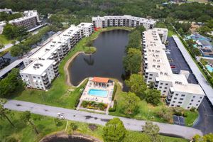 6070 80TH ST N UNIT 215, ST PETERSBURG, FL