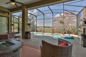 27127 STONEY BROOK DR, LEESBURG, FL