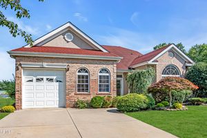 68 SPYGLASS DR, JACKSON, NJ