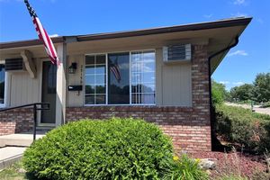 25159 FRANKLIN TER # 8, SOUTH LYON, MI
