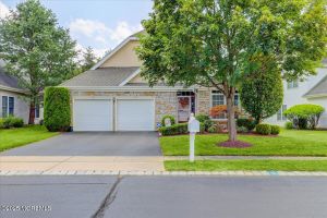 22 CRAWFORD RD, MANALAPAN, NJ