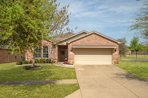 942 CARRINGTON GREENS DR, FRISCO, TX
