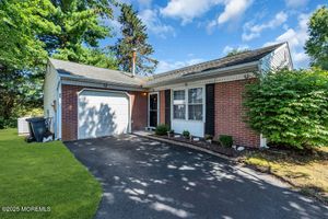 45 FARNWORTH CLOSE # 1000, FREEHOLD, NJ