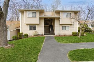92 MOLLY PITCHER LN B, YORKTOWN HEIGHTS, NY