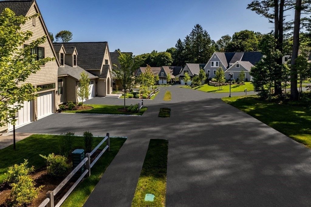 image of property at 52 Wolcott Woods Lane 52