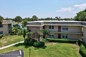 34 VISTA GARDENS TRL 207, VERO BEACH, FL