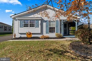 561 SPRING MEADOW CIR, NEW HOPE, PA