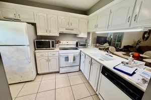 1211 BAHAMA BND APT F1, COCONUT CREEK, FL