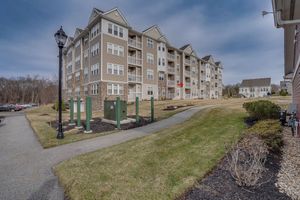 6 OVERLOOK DR 207, ANDOVER, MA