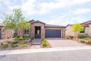 15 ARID CREST AVE, HENDERSON, NV