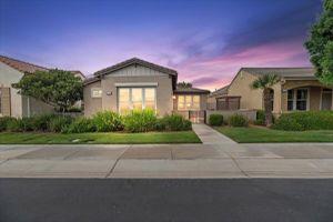 1563 QUIET CRK, BEAUMONT, CA