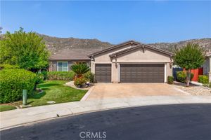 8491 MARUYAMA DR, HEMET, CA
