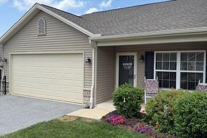 103 SADDLEBRED DR # 139, RED LION, PA