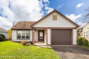 11 WYCOMBE WAY, LAKEHURST, NJ