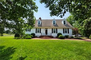 201 DOGLEG DR, WILLIAMSBURG, VA