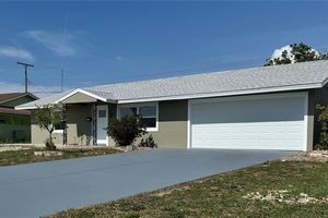1735 COUNCIL DR, SUN CITY CENTER, FL