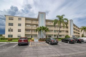 2030 AINSLIE B, BOCA RATON, FL