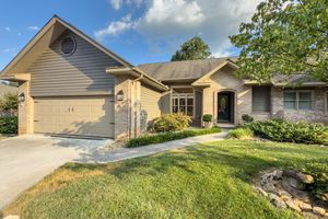 207 CHOTA HILLS LN, LOUDON, TN