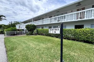 8 GRANTHAM D # 8, DEERFIELD BEACH, FL