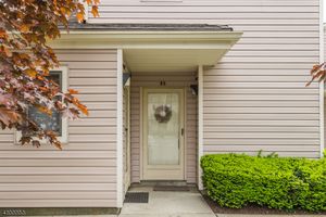 136 CHANGEBRIDGE RD # 5, MONTVILLE, NJ