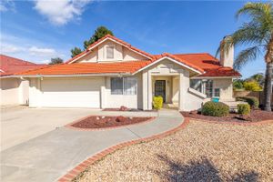 1886 ASH TREE LN, HEMET, CA