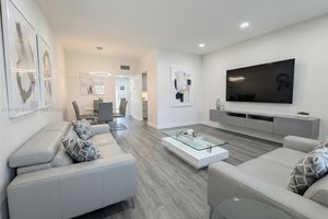 3081 NW 47TH TER 202, LAUDERDALE LAKES, FL