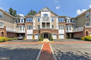7880 ROLLING WOODS CT APT 104, SPRINGFIELD, VA