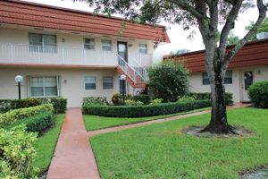 12008 POINCIANA BLVD 206, ROYAL PALM BEACH, FL
