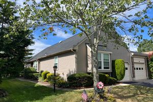 8B JOHN PAUL JONES DR, MONROE, NJ