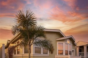 16451 MAKAHA LN, HUNTINGTON BEACH, CA