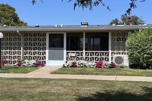 1271 KENWOOD RD APT 163D, SEAL BEACH, CA