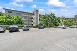 2502 ANTIGUA TER F4, COCONUT CREEK, FL