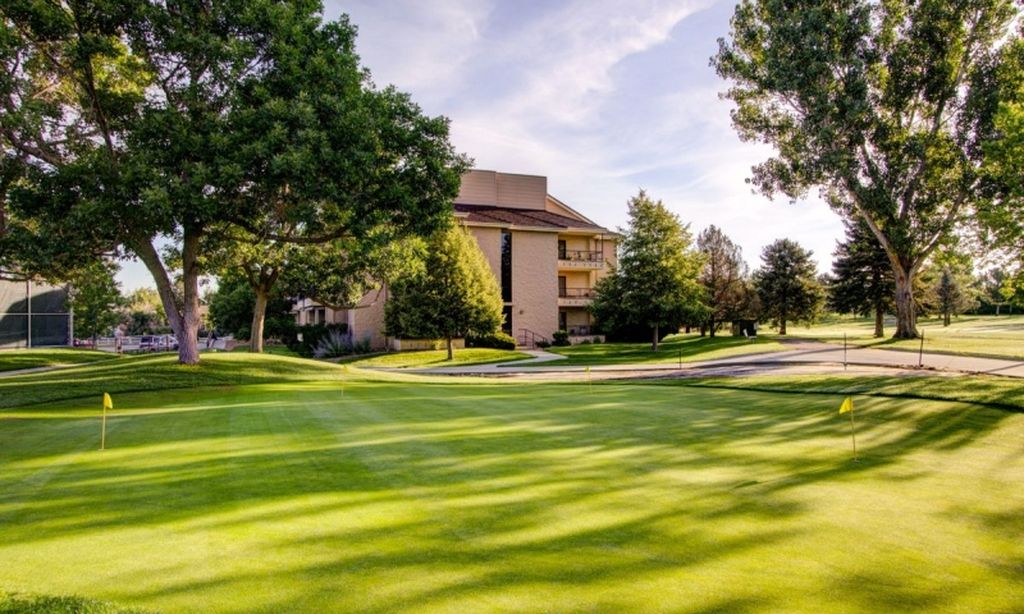 Practice Putting Green