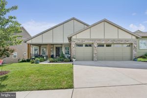102 PHOEBE CT, LAKE FREDERICK, VA