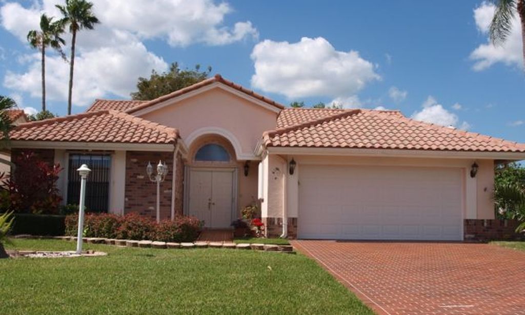 Low-Maintenance Single-Family Homes