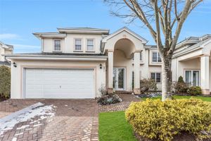 371 ALTESSA BLVD, MELVILLE, NY