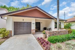 4976 BOXWOOD CIR, BOYNTON BEACH, FL