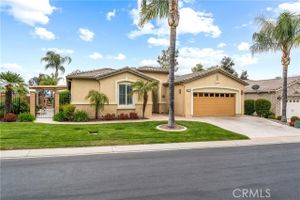 500 OLAZABAL DR, HEMET, CA