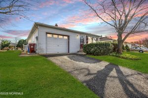 15 BIMINI DR, TOMS RIVER, NJ