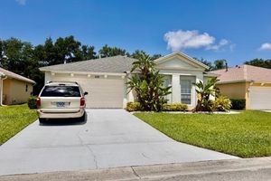 220 SW LAKE FOREST WAY, PORT SAINT LUCIE, FL